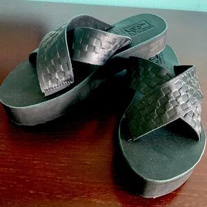 Vans Karina Eozunko leather slides